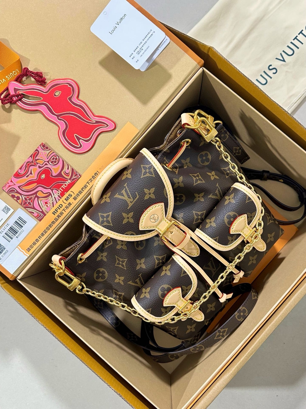 lv小號雙肩包 Canada LOUIS VUITTON M46932 EXCURSION Small backpack